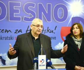 Osijek:24.02.2015
Desno, Ante ÄapiÄ, pressica 
Snimio: Josip Å eri